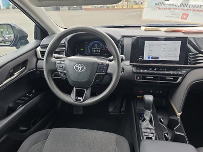 2025 Toyota Camry Hybrid LE