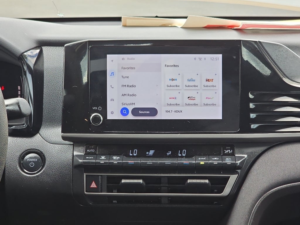 2025 Toyota Camry Hybrid LE