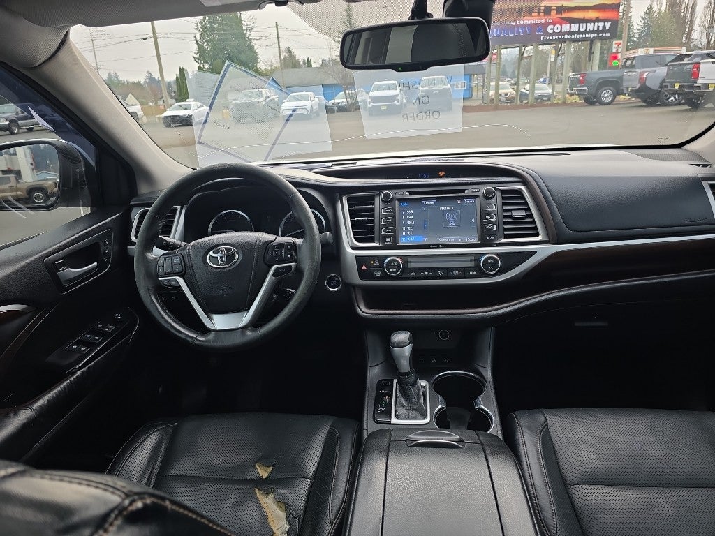 2014 Toyota Highlander Limited Platinum