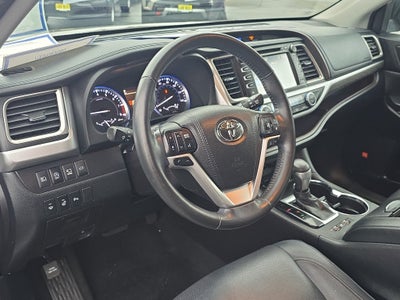 2018 Toyota Highlander Limited Platinum