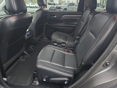 2018 Toyota Highlander Limited Platinum