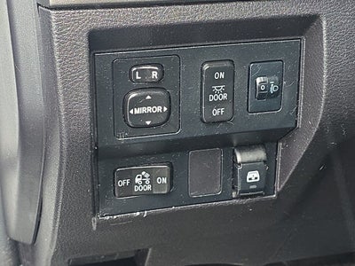 2014 Toyota Tundra SR5