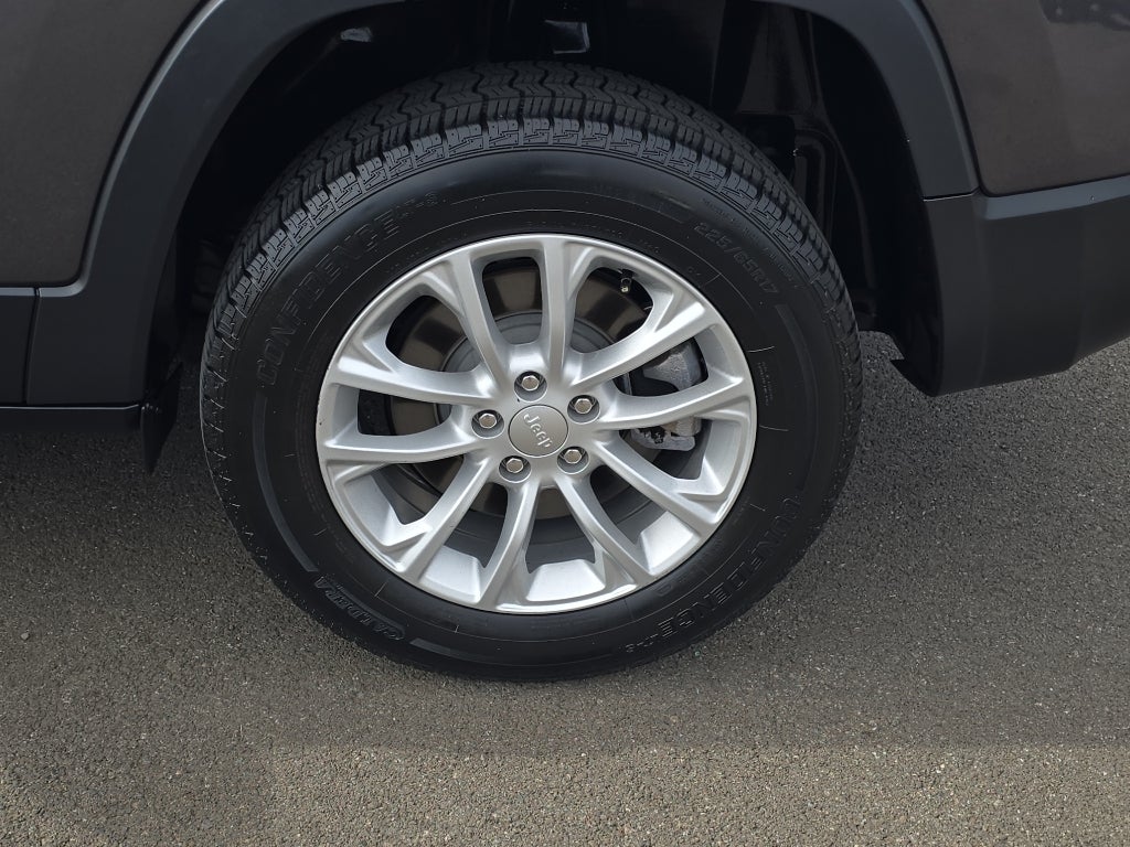 2022 Jeep Cherokee Latitude Lux