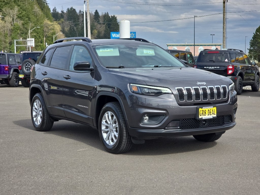 2022 Jeep Cherokee Latitude Lux