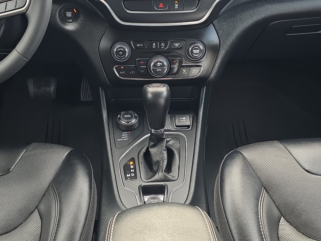 2022 Jeep Cherokee Latitude Lux