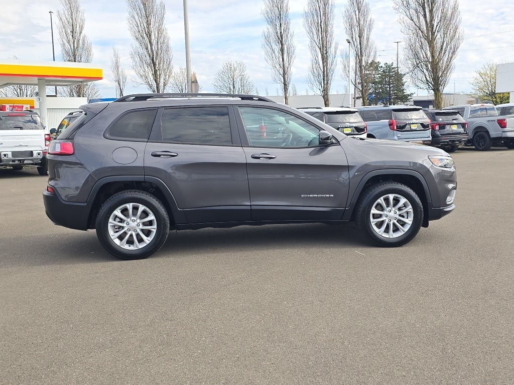 2022 Jeep Cherokee Latitude Lux