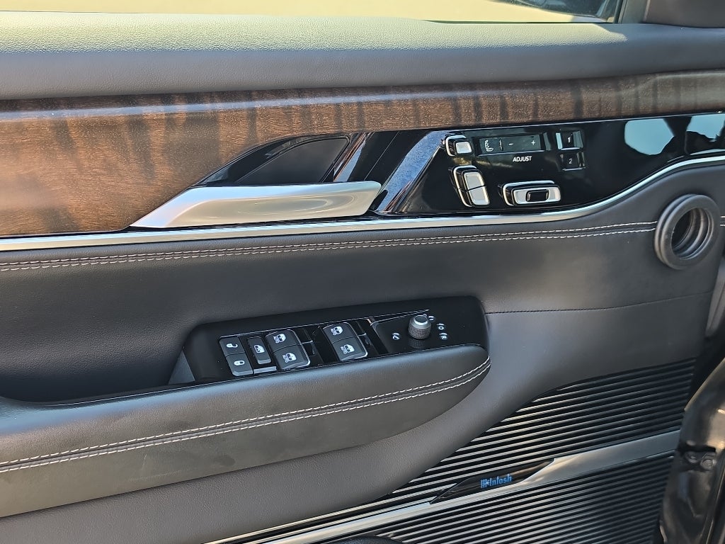 2023 Jeep Grand Wagoneer Series I