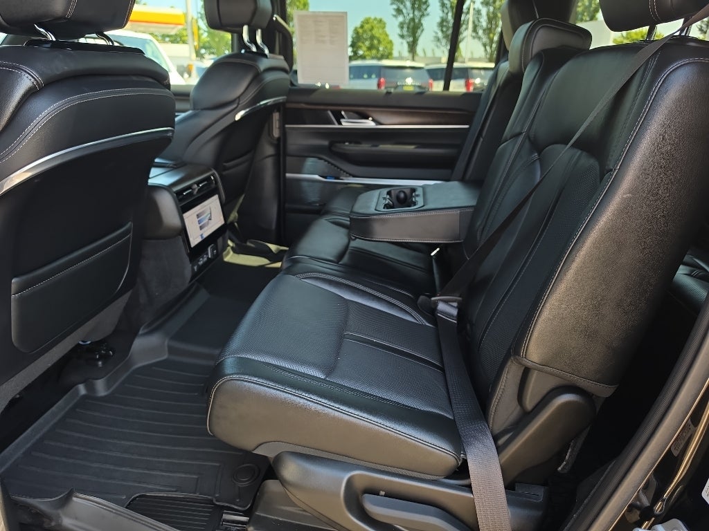 2023 Jeep Grand Wagoneer Series I