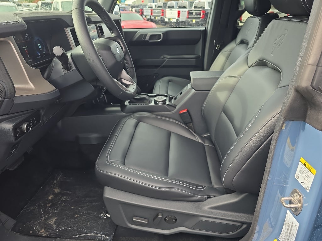 2025 Ford Bronco Outer Banks®