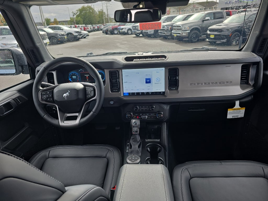 2025 Ford Bronco Outer Banks®