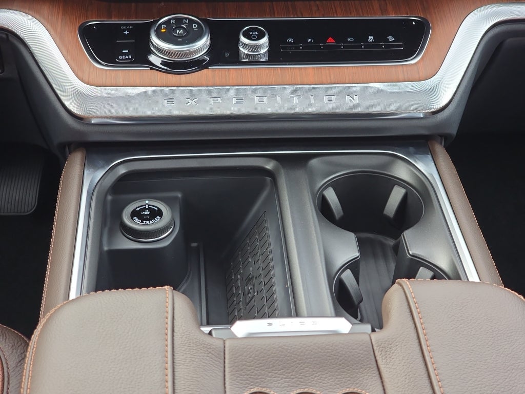 2025 Ford Expedition King Ranch