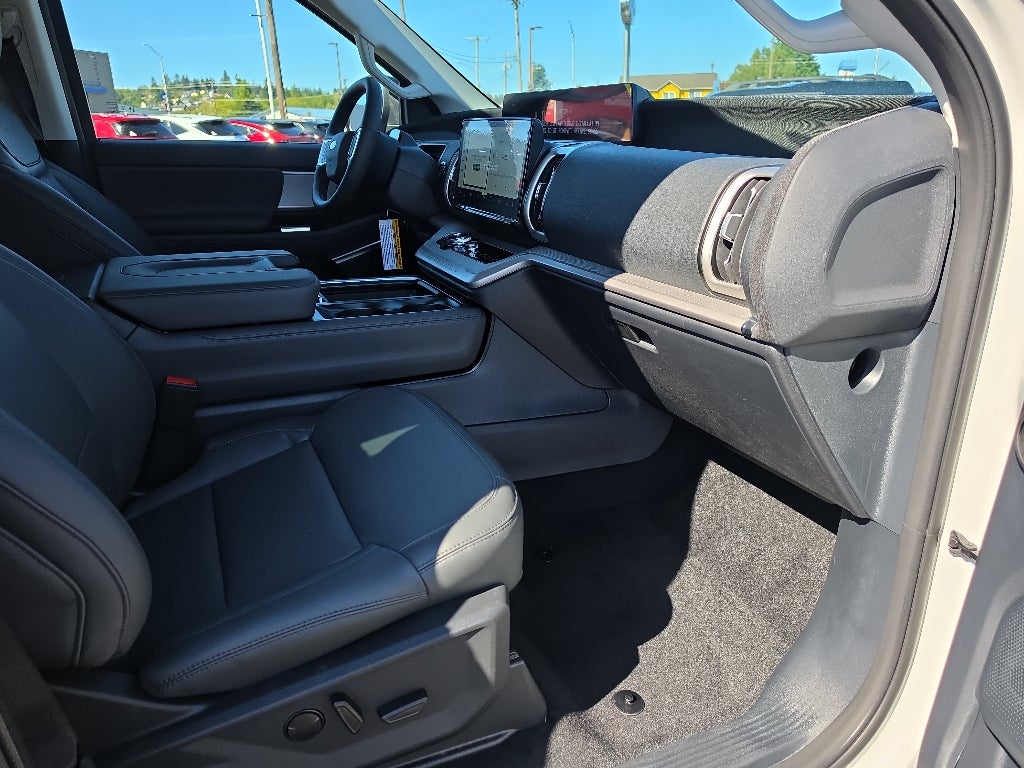 2027 Ford Expedition Active