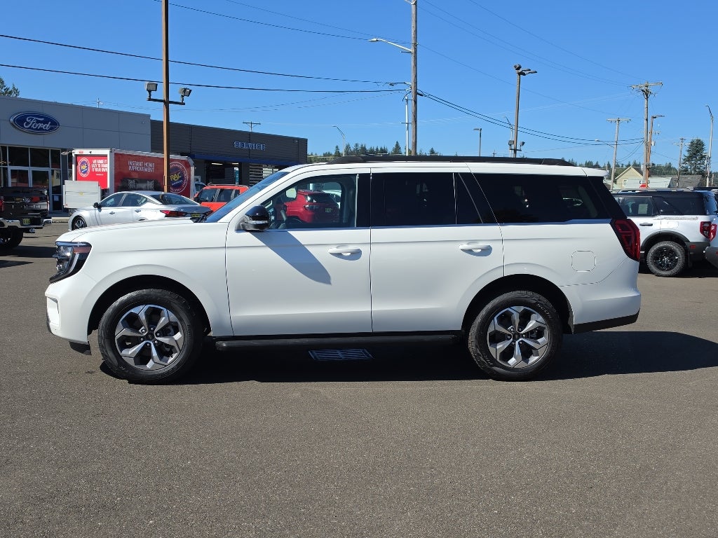 2027 Ford Expedition Active