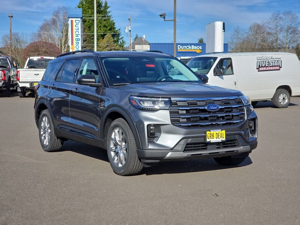 2026 Ford Explorer Active w/200A Pkg