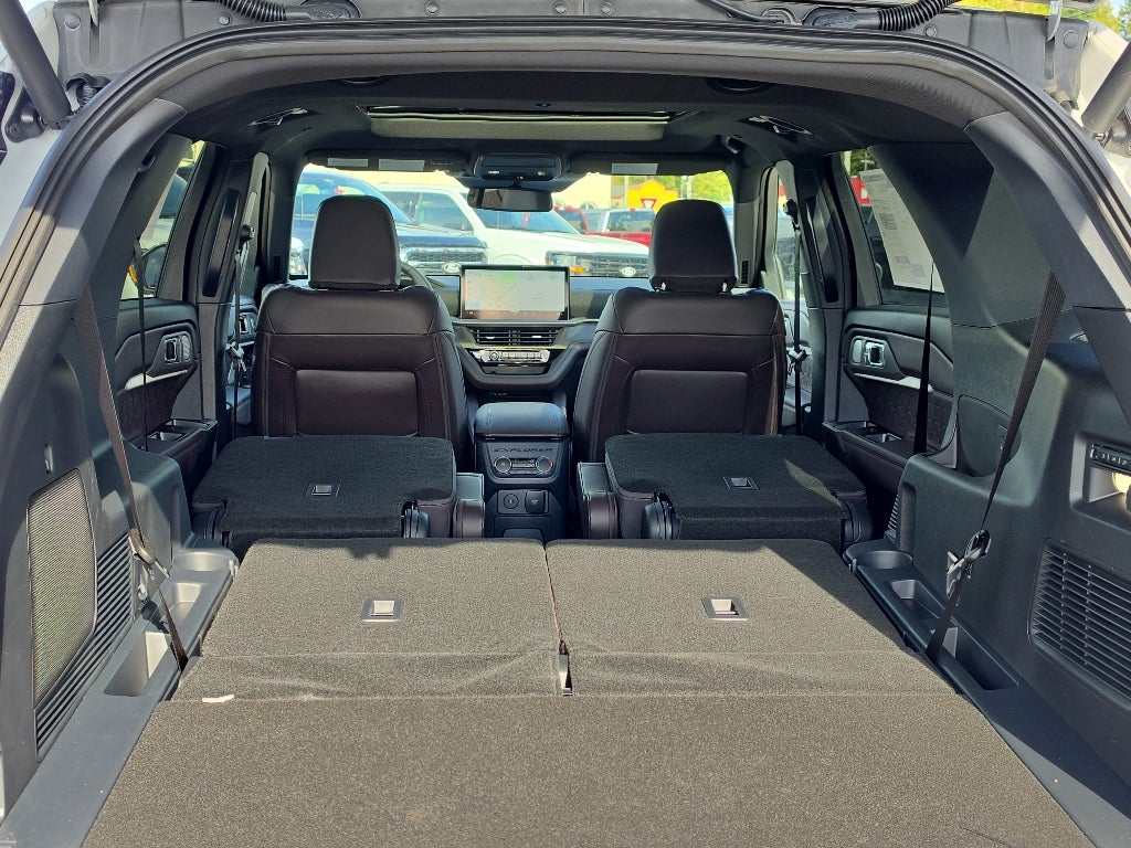 2027 Ford Explorer Platinum™