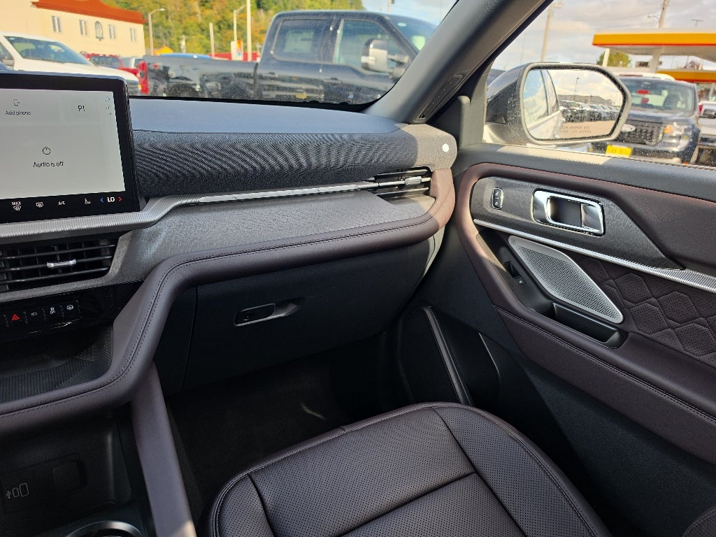 2027 Ford Explorer Platinum™