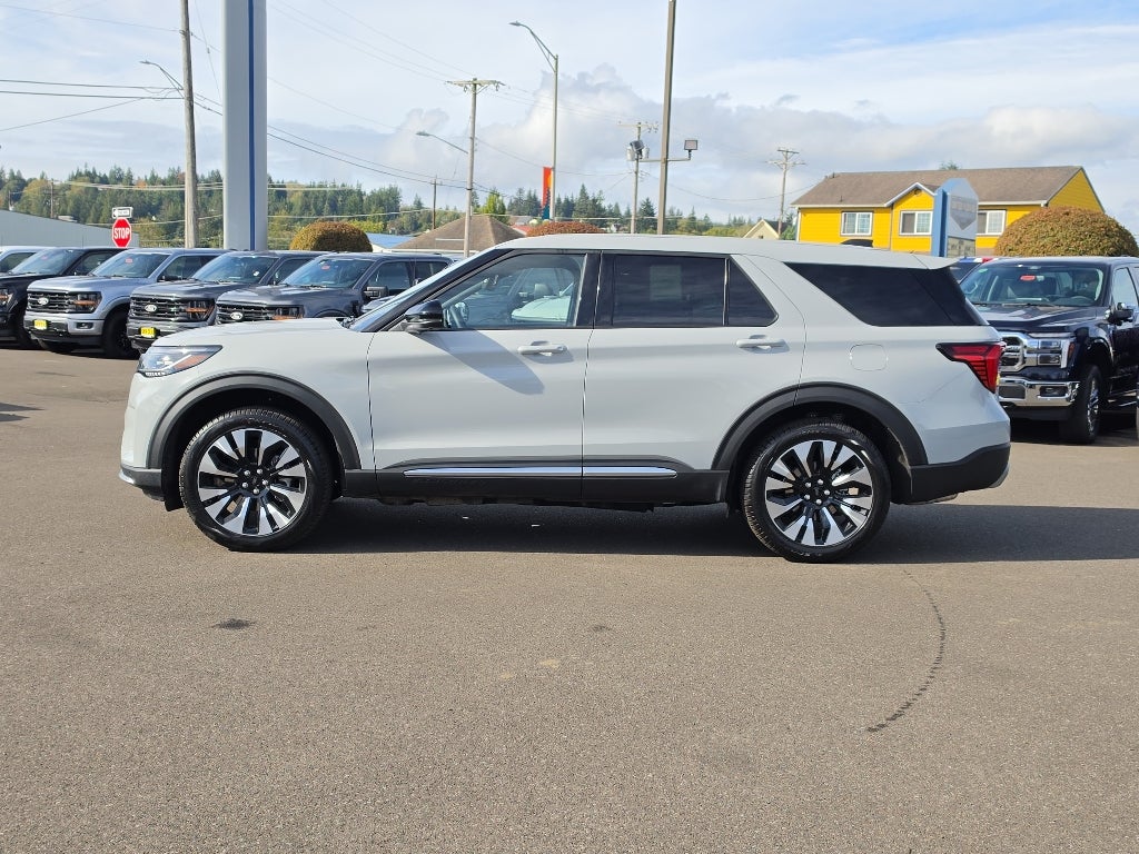 2027 Ford Explorer Platinum™