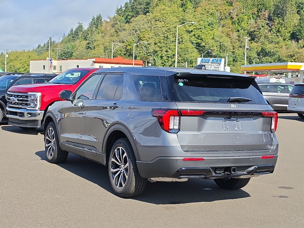 2027 Ford Explorer ST-Line