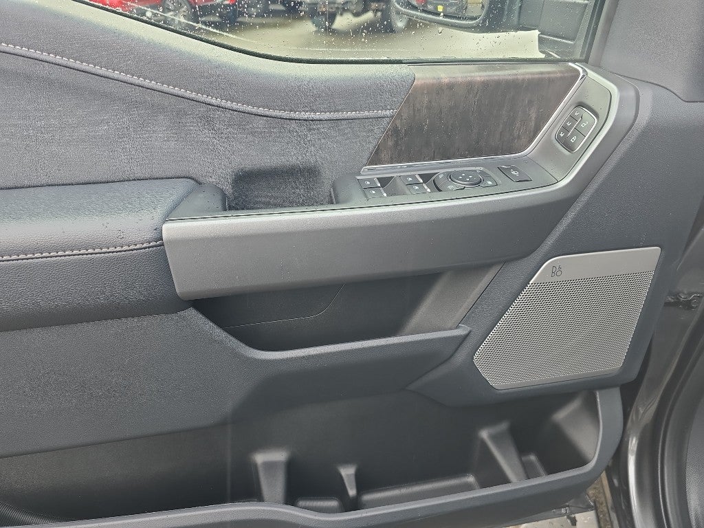 2026 Ford Super Duty LARIAT