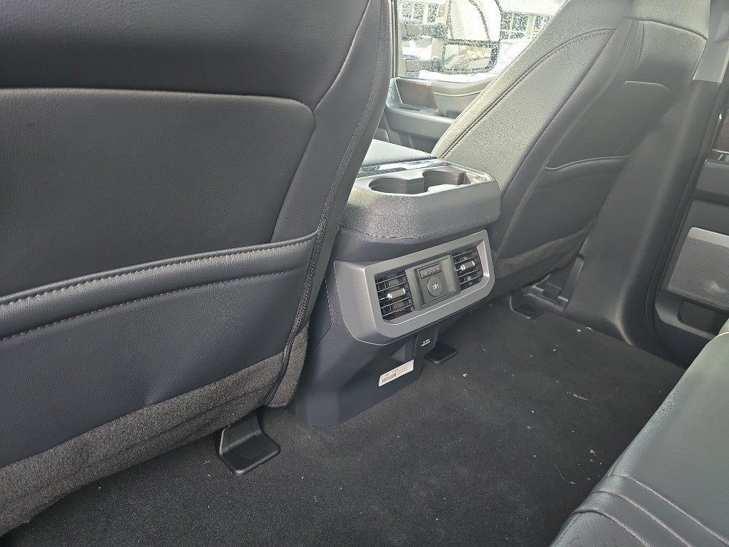 2026 Ford Super Duty LARIAT