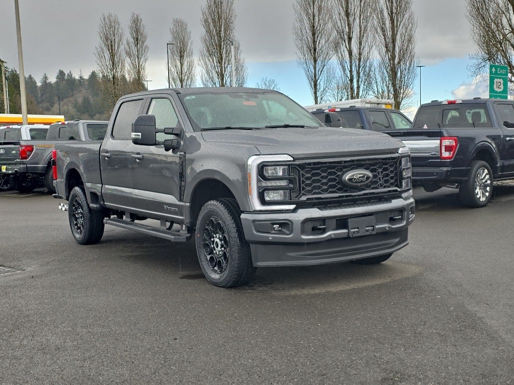 2026 Ford Super Duty LARIAT