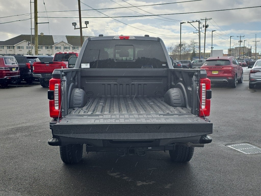 2026 Ford Super Duty LARIAT