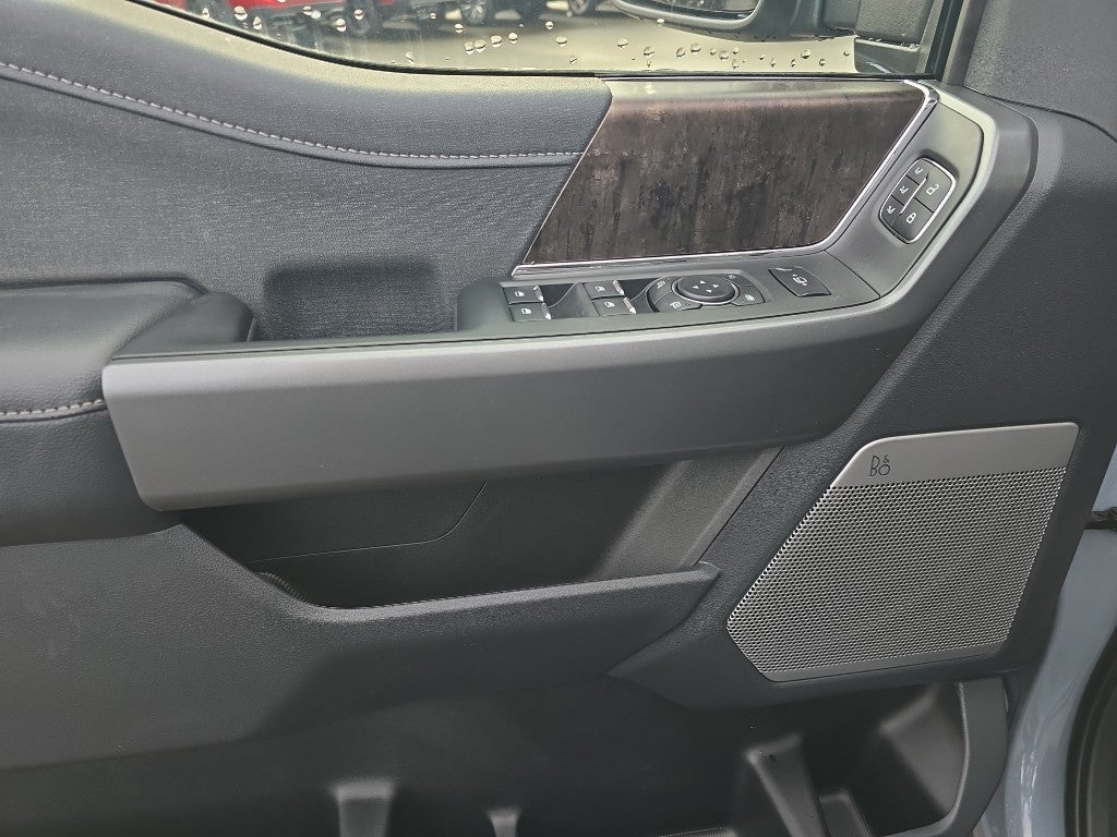 2026 Ford Super Duty LARIAT