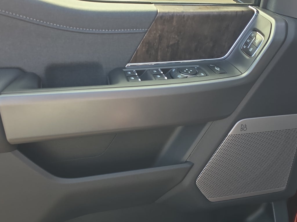 2026 Ford Super Duty LARIAT