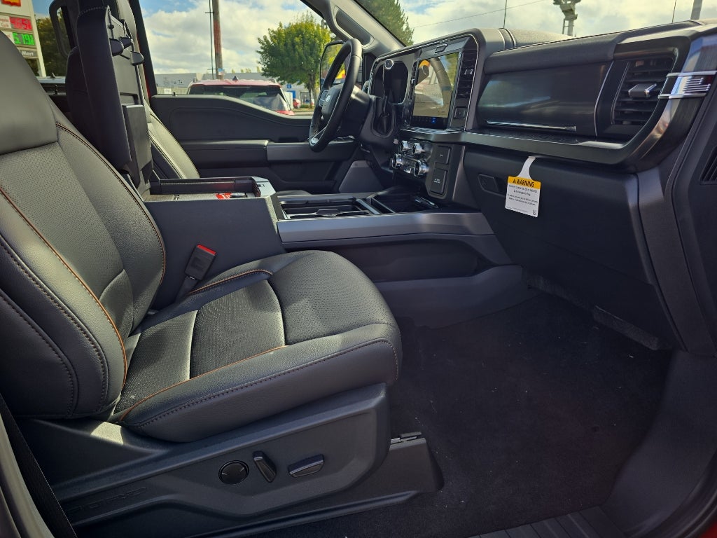 2026 Ford Super Duty LARIAT