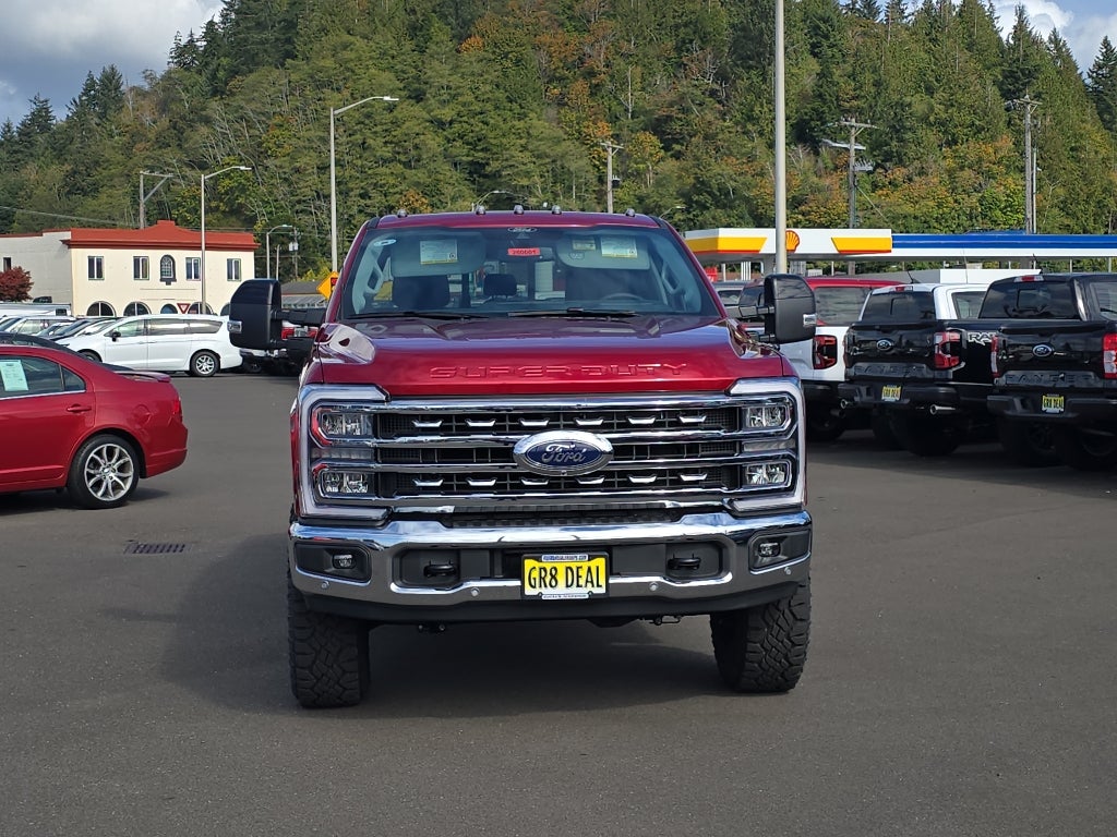 2026 Ford Super Duty LARIAT