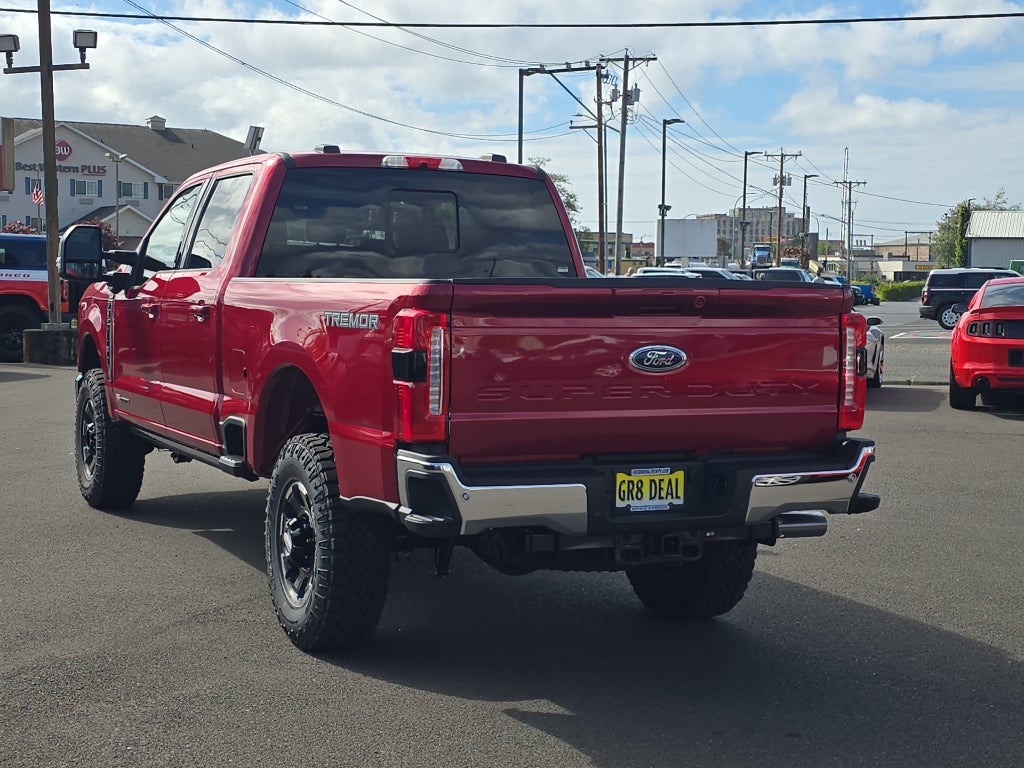 2026 Ford Super Duty LARIAT