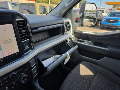 2027 Ford Super Duty XLT
