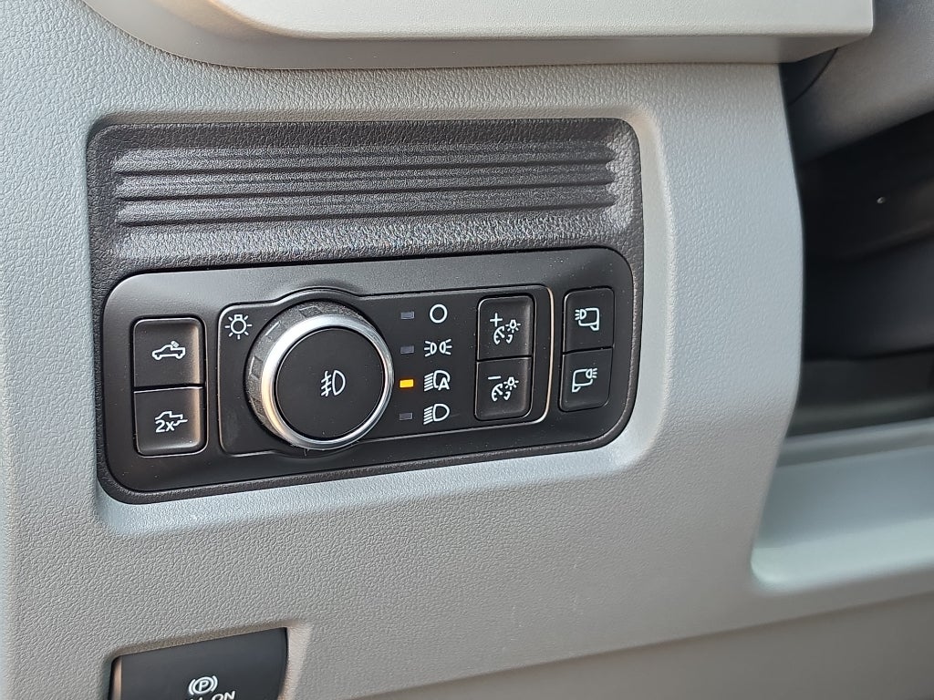 2026 Ford Super Duty XLT