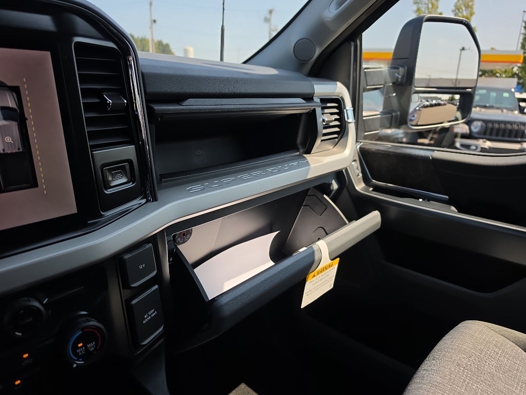 2026 Ford Super Duty XLT