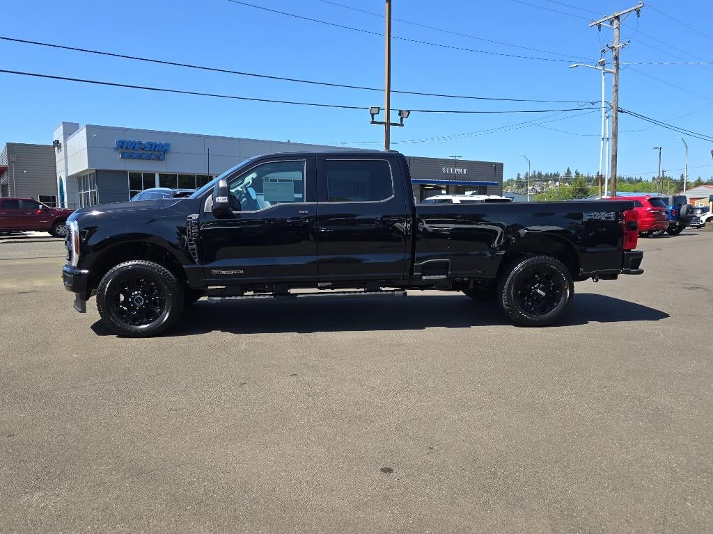 2025 Ford Super Duty XLT