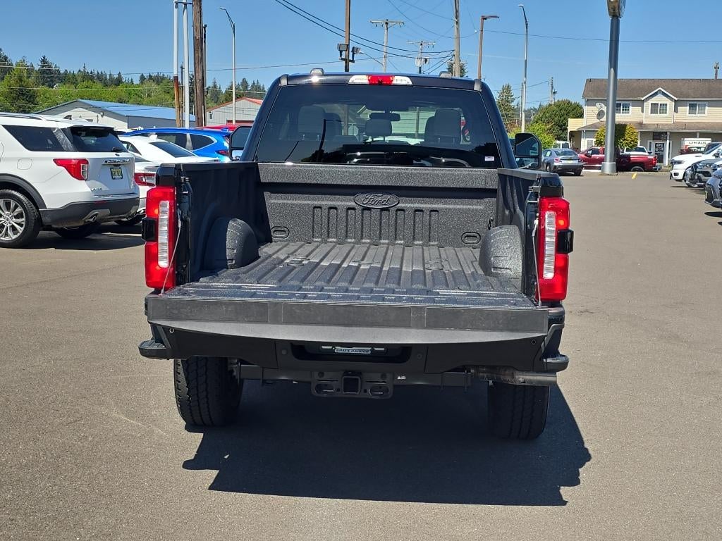 2025 Ford Super Duty XLT