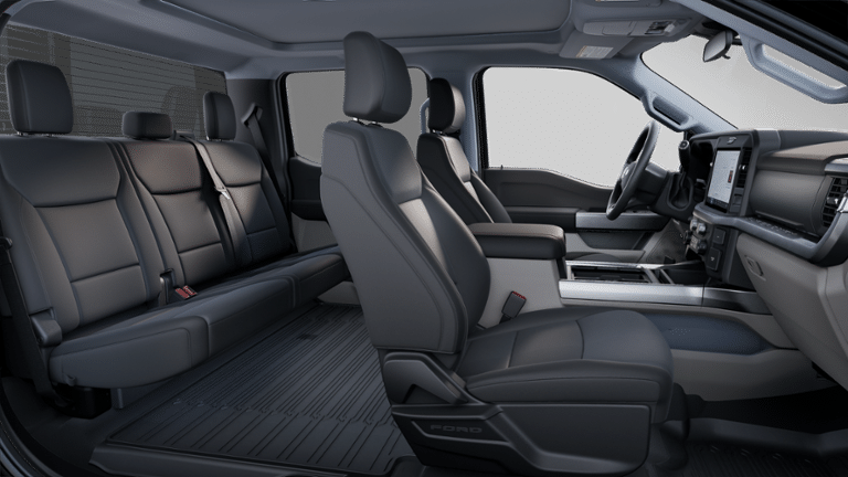 2025 Ford Super Duty XLT