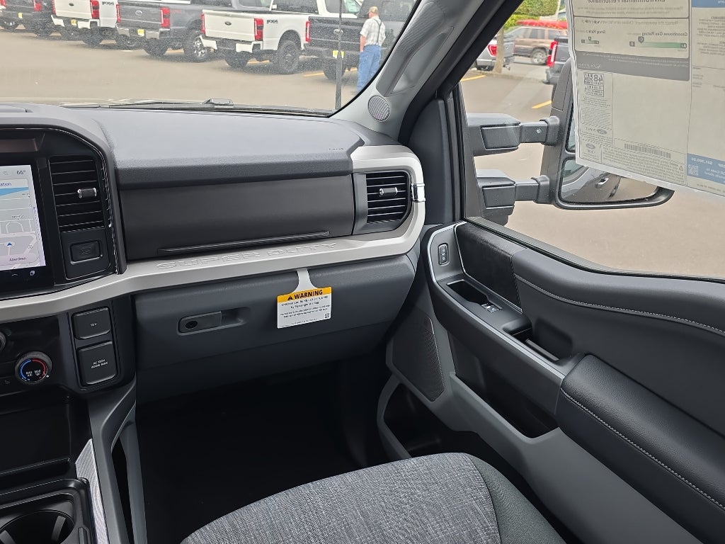 2025 Ford Super Duty XLT