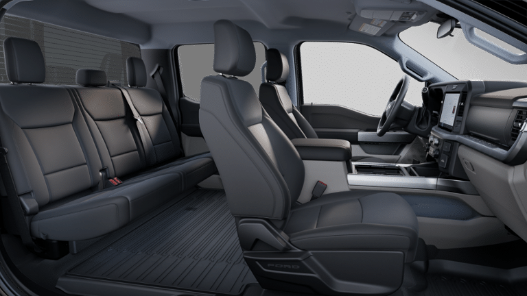2025 Ford Super Duty XLT