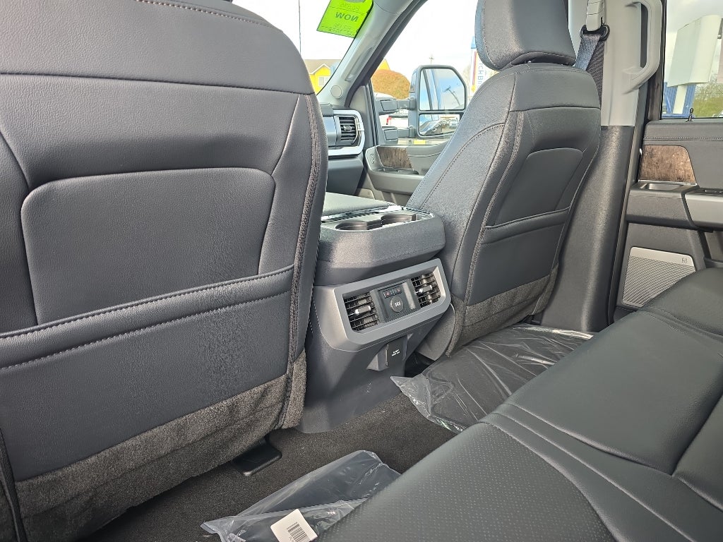 2026 Ford Super Duty LARIAT