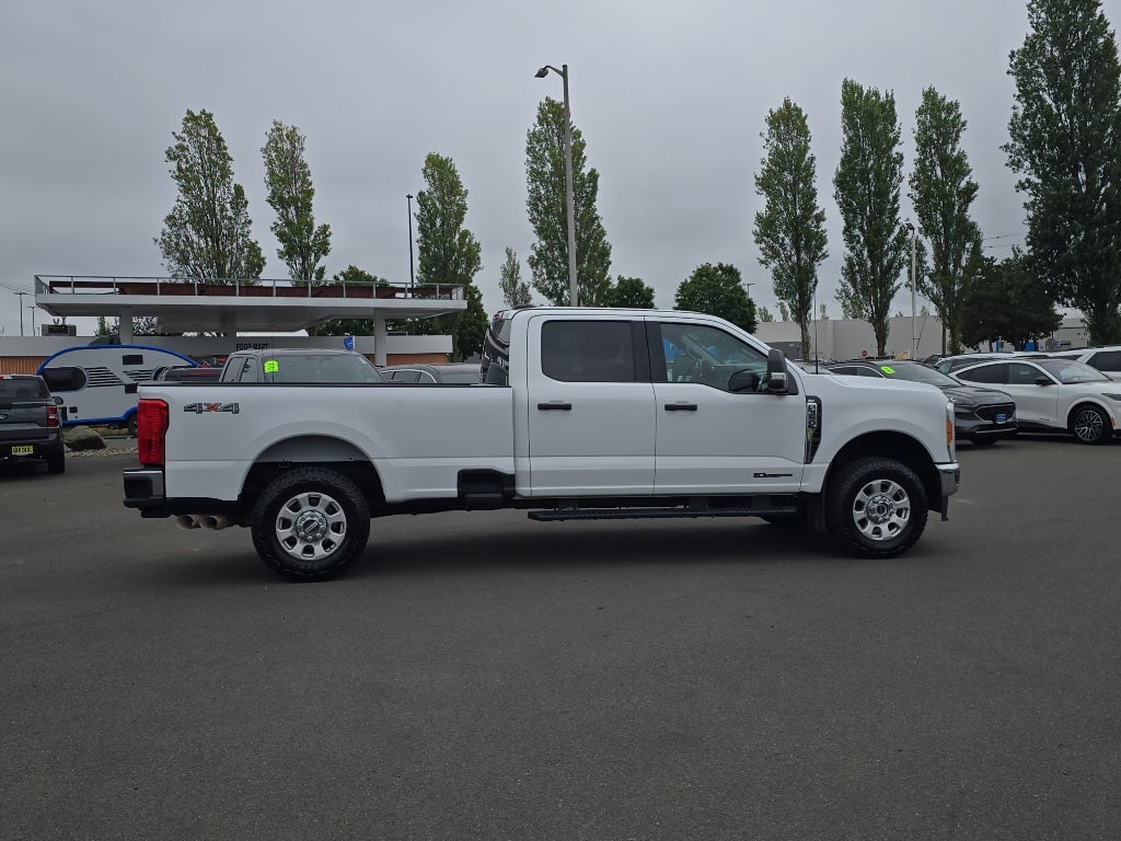 2023 Ford F-350 Super Duty XLT