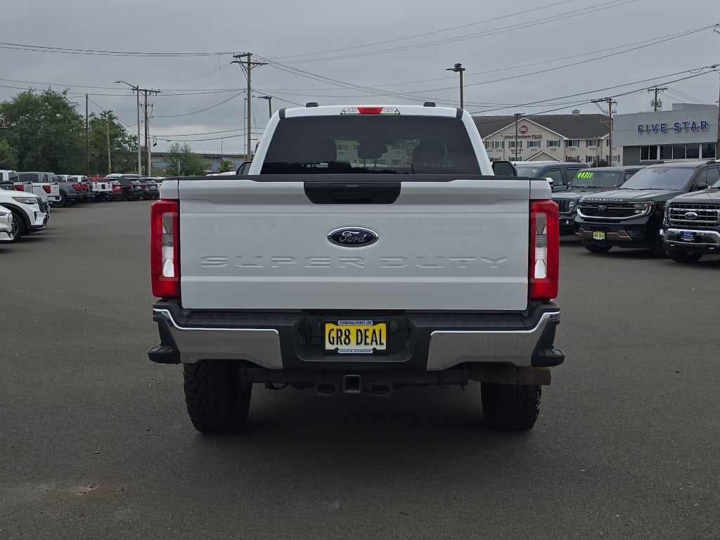 2023 Ford F-350 Super Duty XLT