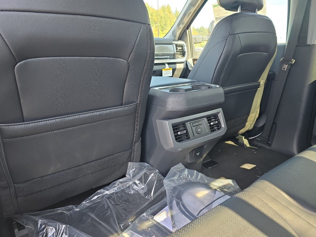 2026 Ford Super Duty LARIAT