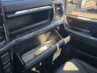 2026 Ford Super Duty LARIAT