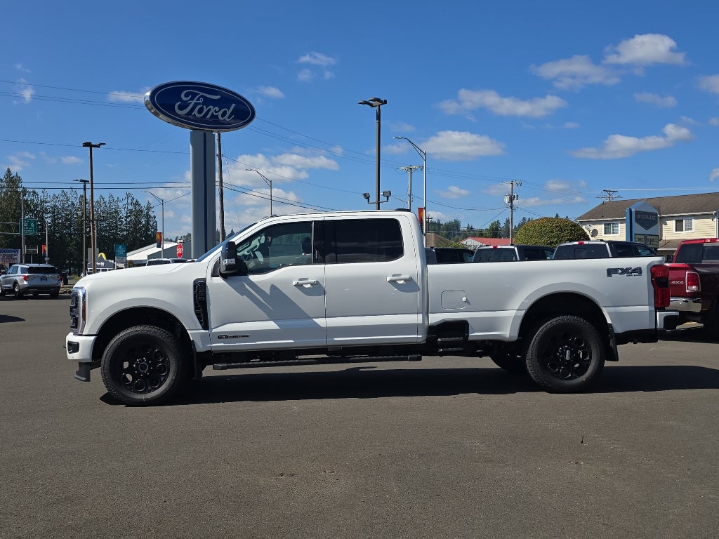 2026 Ford Super Duty LARIAT