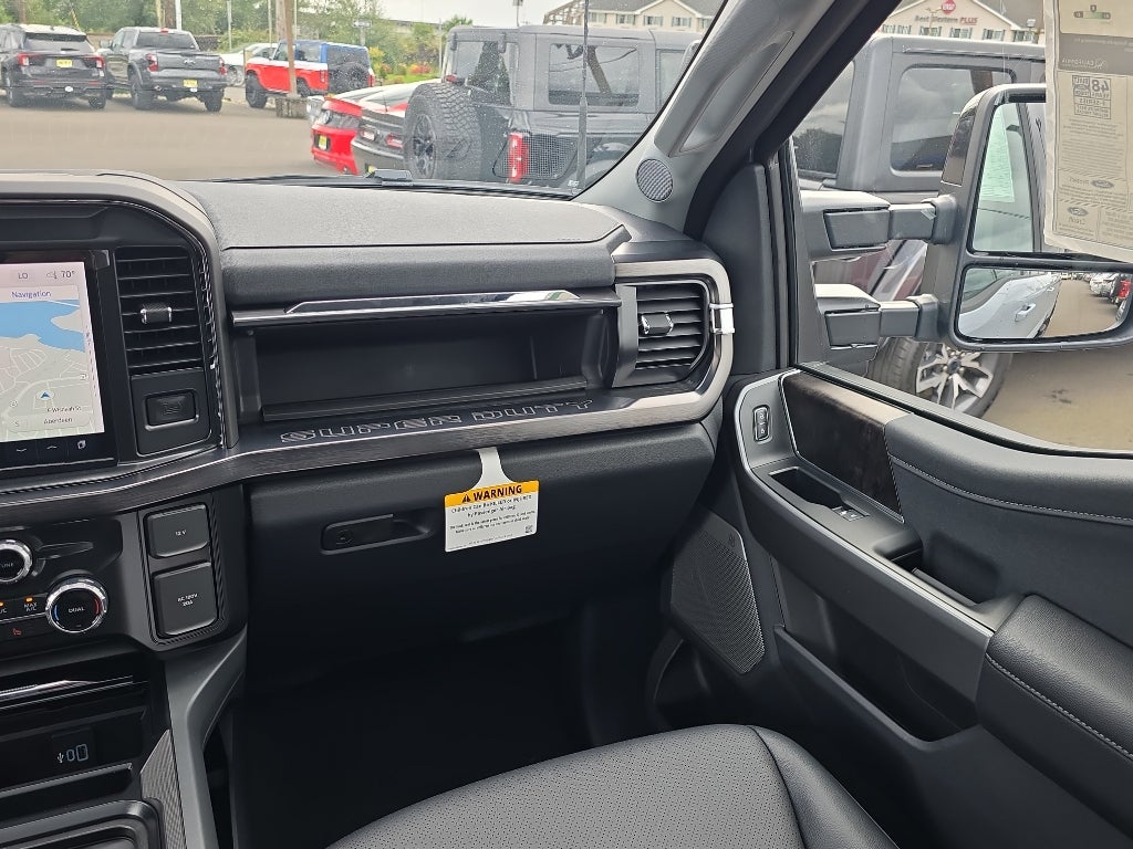 2026 Ford Super Duty LARIAT