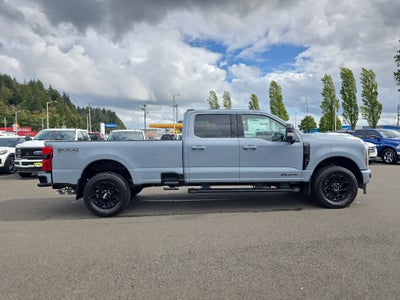 2026 Ford Super Duty LARIAT