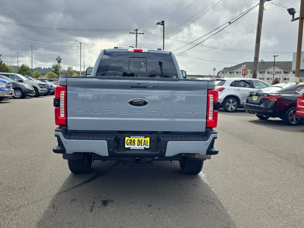 2026 Ford Super Duty LARIAT