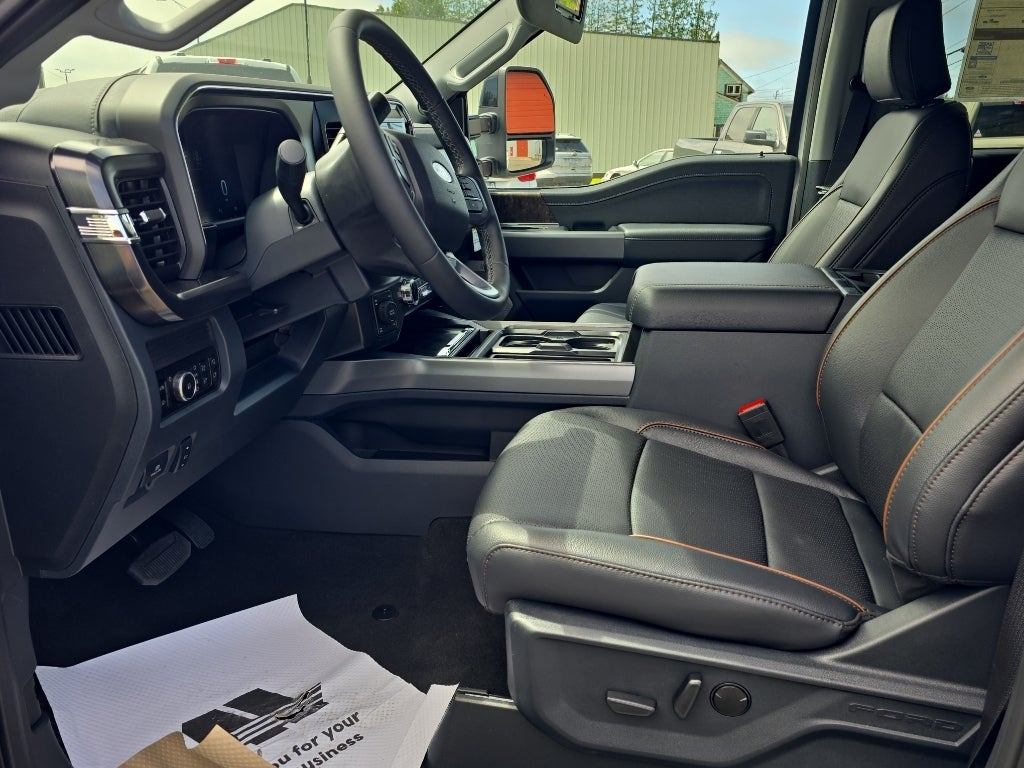 2026 Ford Super Duty LARIAT