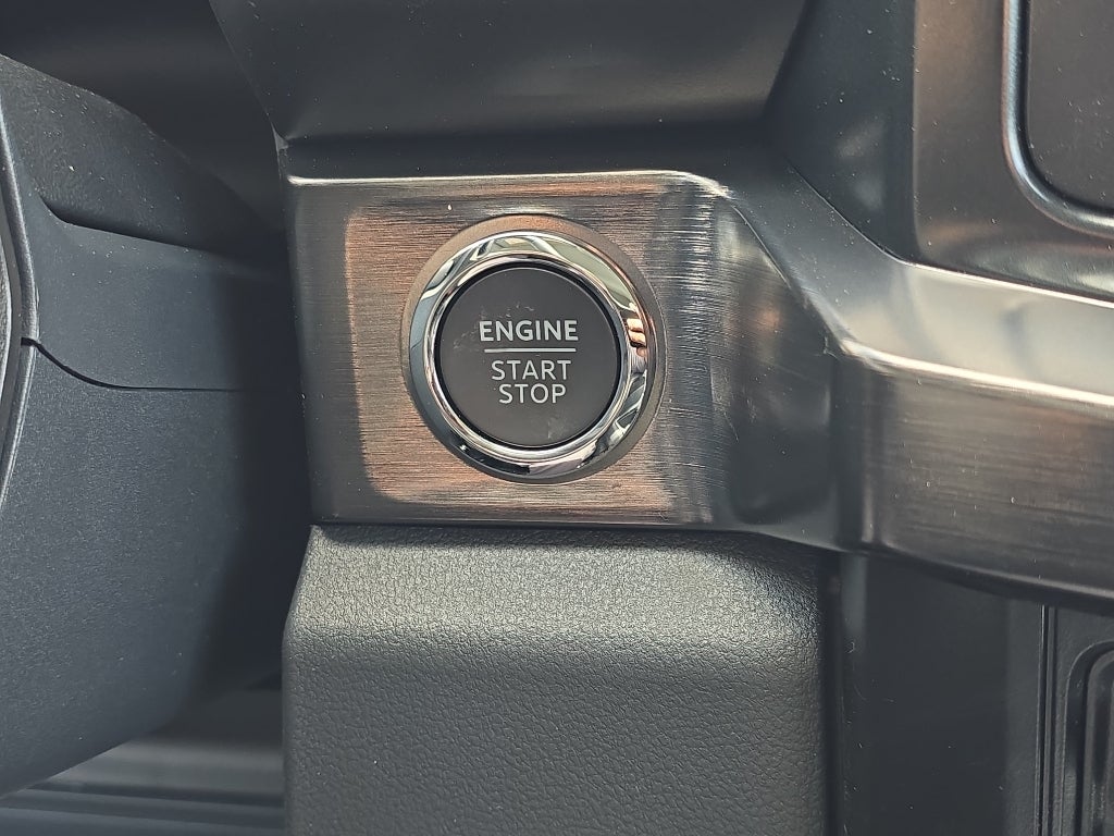 2026 Ford Super Duty LARIAT